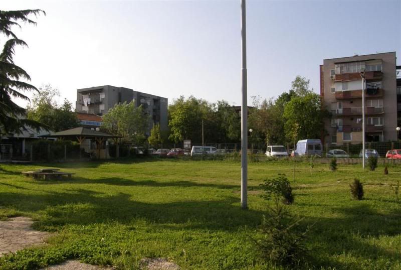 http://i288.photobucket.com/albums/ll164/volanskopje/910Large-6.jpg?t=1240866038