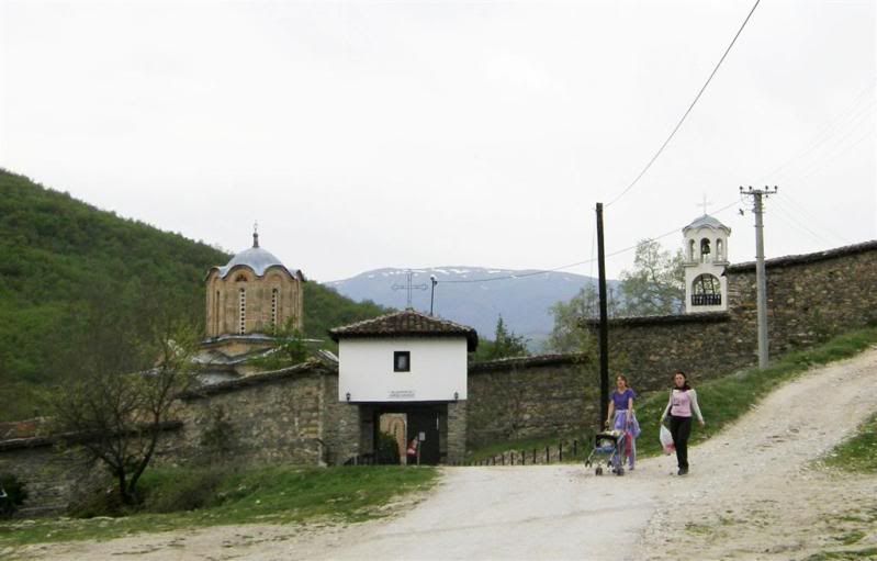 http://i288.photobucket.com/albums/ll164/volanskopje/962Large.jpg?t=1240106256