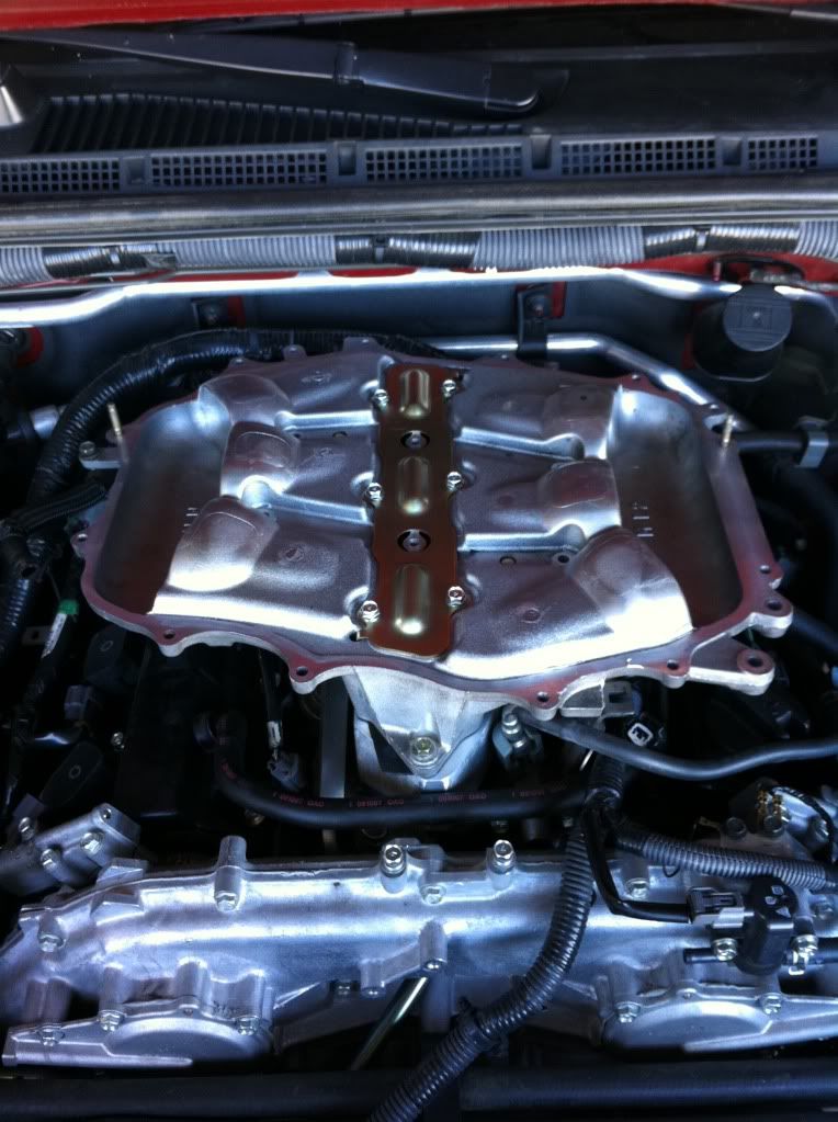 350Z Plenum installed on VQ40(long) Second Generation Nissan Xterra