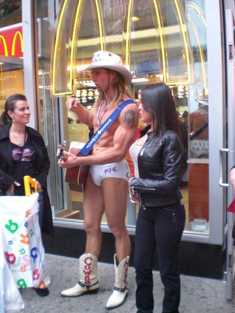 Hot cowboy! (c) tonoxtekko 42nd street photo