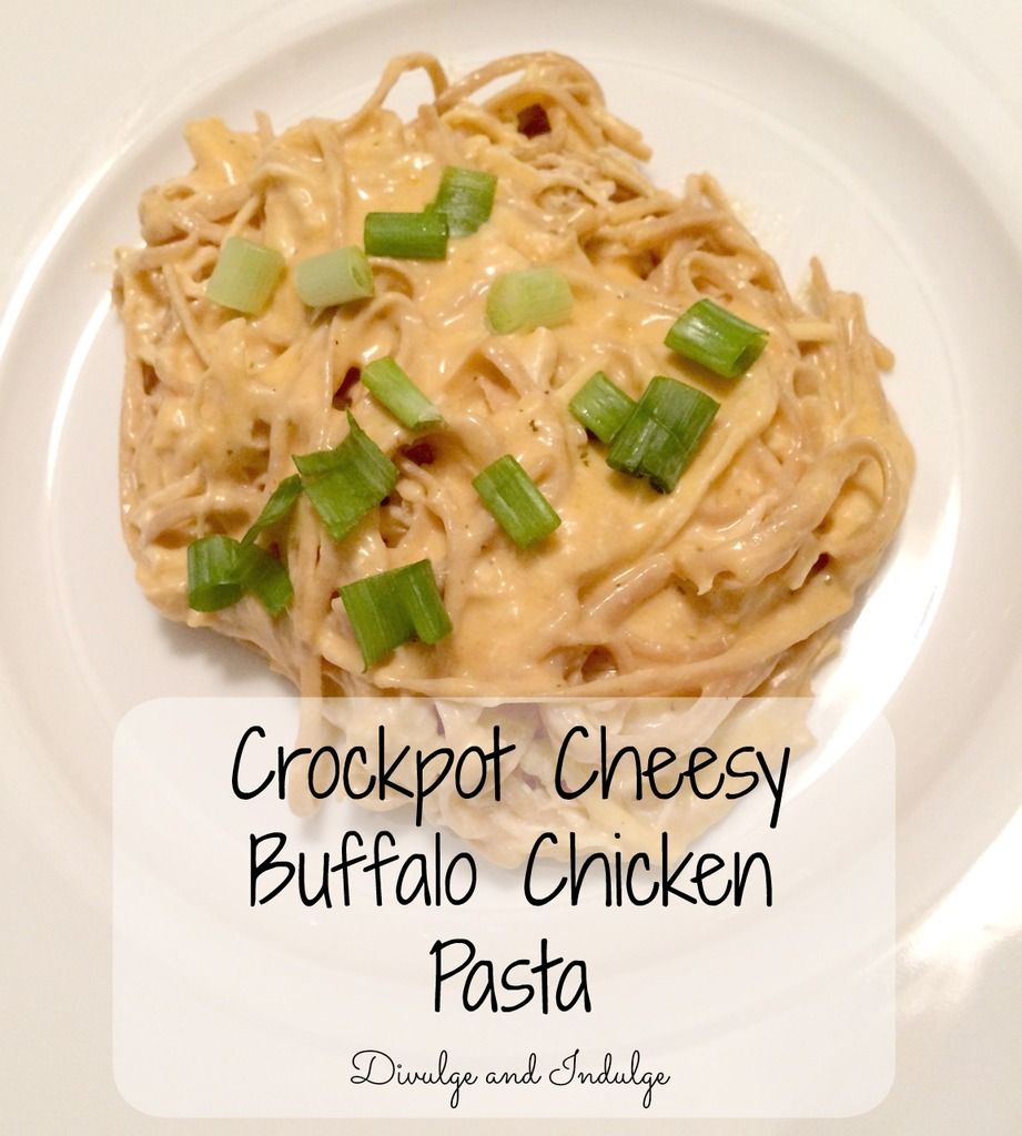 Crockpot Cheesy Buffalo Chicken Pasta