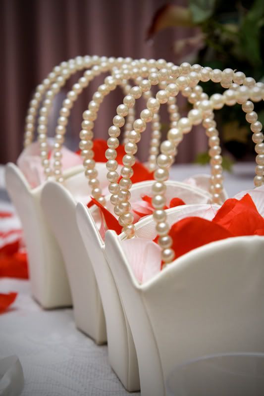 IMAGE: http://i288.photobucket.com/albums/ll177/Anya_Gurl/IMG_0922small.jpg