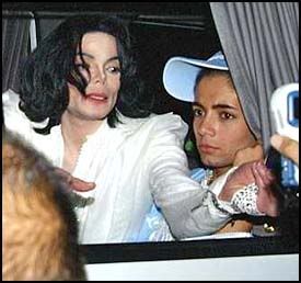 Michael e Omer quando Omer era criança Michael e Omer quando Omer era criança