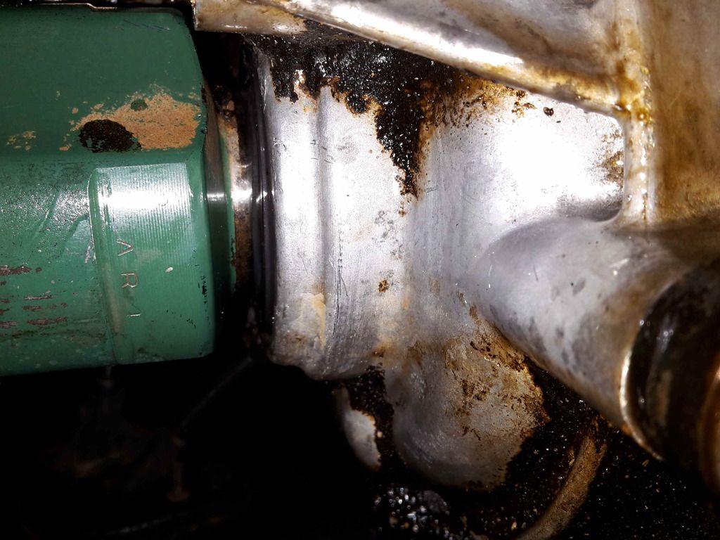 Leaking oil from drive shaft Suzuki Forums