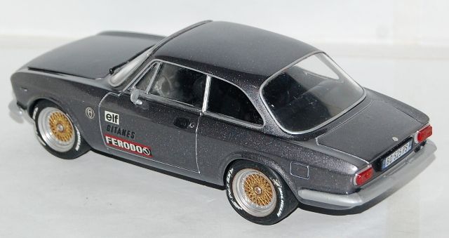 AlfaRomeoGiulia-SprintGTA3_zps71cbad50.j