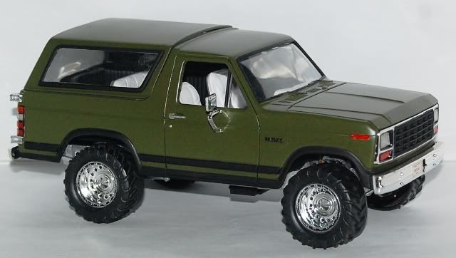 FordBronco4x4.jpg