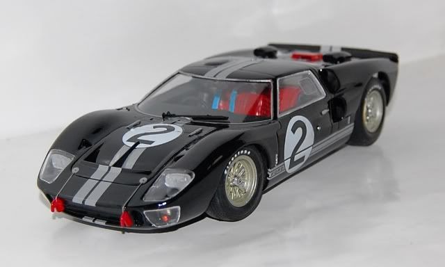 FordGT40LeMans10.jpg