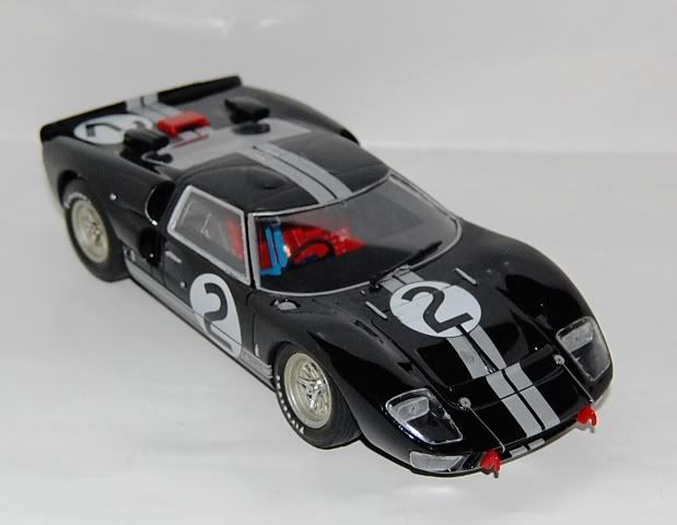 FordGT40LeMans12.jpg