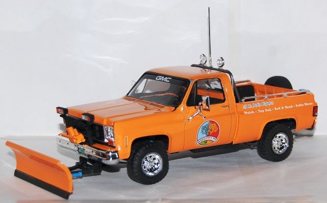GMCPick-UpwithSnowPlow1_zpsac64783f.jpg