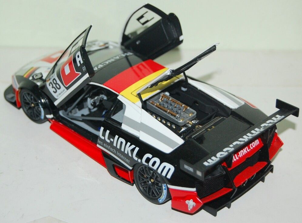 Lamborghini%20Murcielago%20670-4%20RSV%2