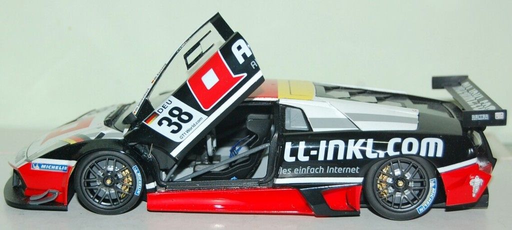 Lamborghini%20Murcielago%20670-4%20RSV%2