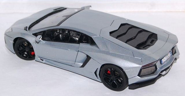 LamborghiniAventadorLP700-43_zps028c51b7