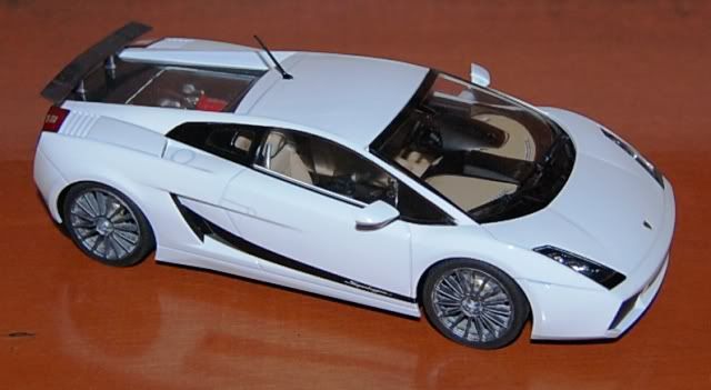 LamborghiniGallardoSuperleggera.jpg
