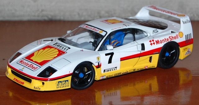 MonteShellFerrariF-40Competizione1_zps3b