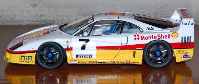 MonteShellFerrariF-40Competizione2_zps44