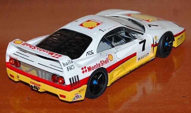 MonteShellFerrariF-40Competizione5_zps0f