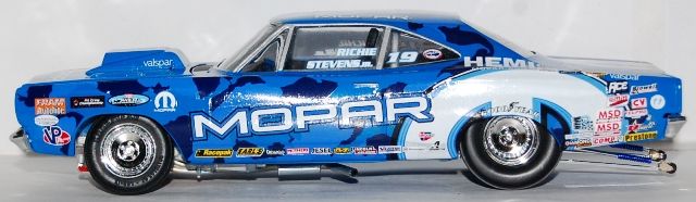 PlymouthRoadRunnerPro-StockMoparRacing2_