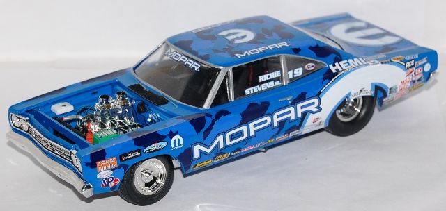 PlymouthRoadRunnerPro-StockMoparRacing6_