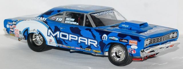 PlymouthRoadRunnerPro-StockMoparRacing7_