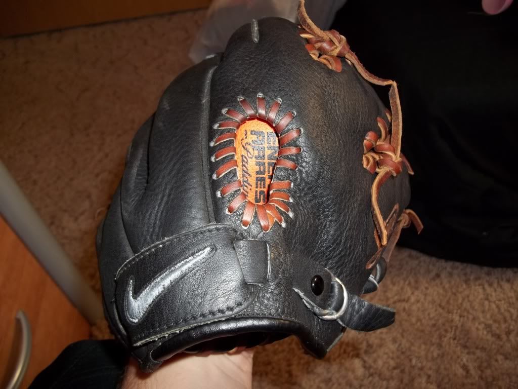 nike siege baseball glove
