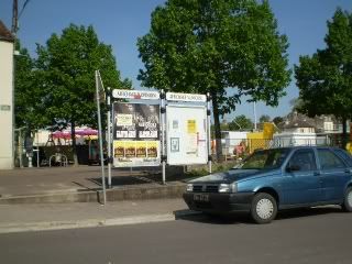 citoyen, tais-toi et chante! affichage sauvage a montbard