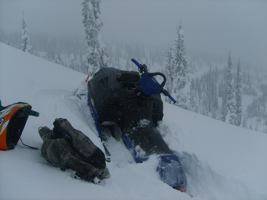 SnowmobilingEaster001.jpg