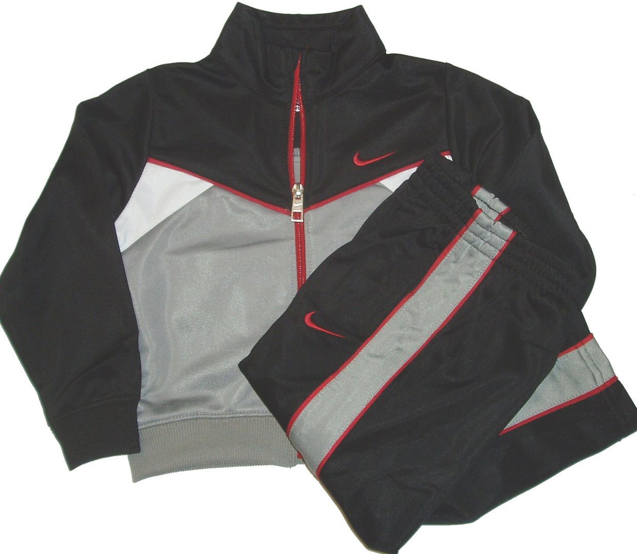 nike jacket and joggers set