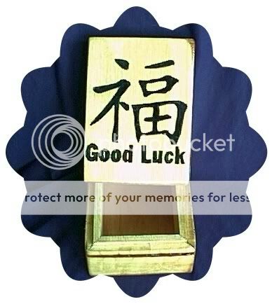 Lucky things. Good luck Chinese. Goodluck китайская тпчет масло. Good luck China hands. Good luck China Hans.