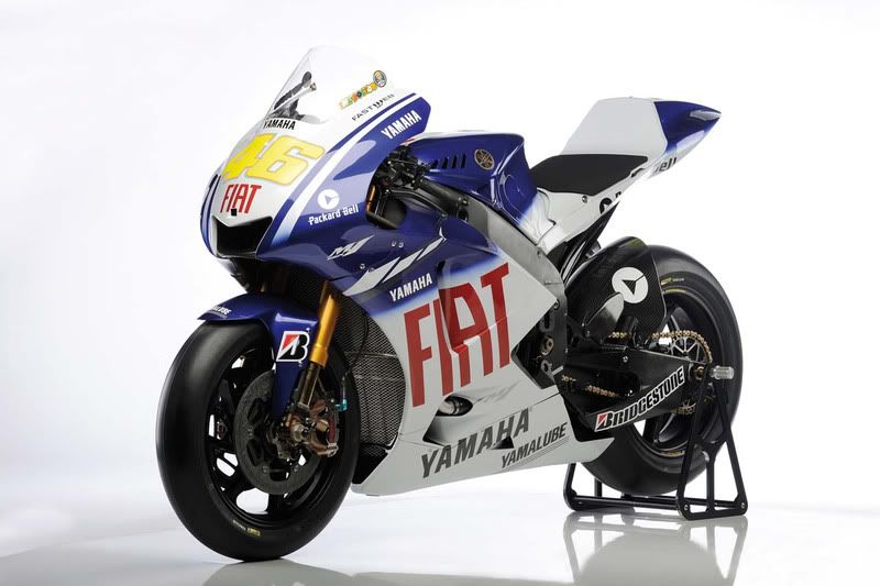 big_yamaha_m1_motogp_2009_02.jpg